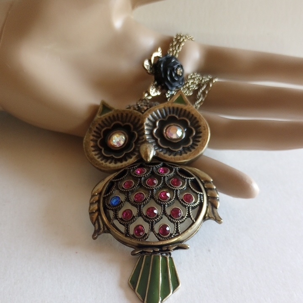 BETSEY JOHNSON OWL NECKLACE SIGNED 34" LONG LARGE